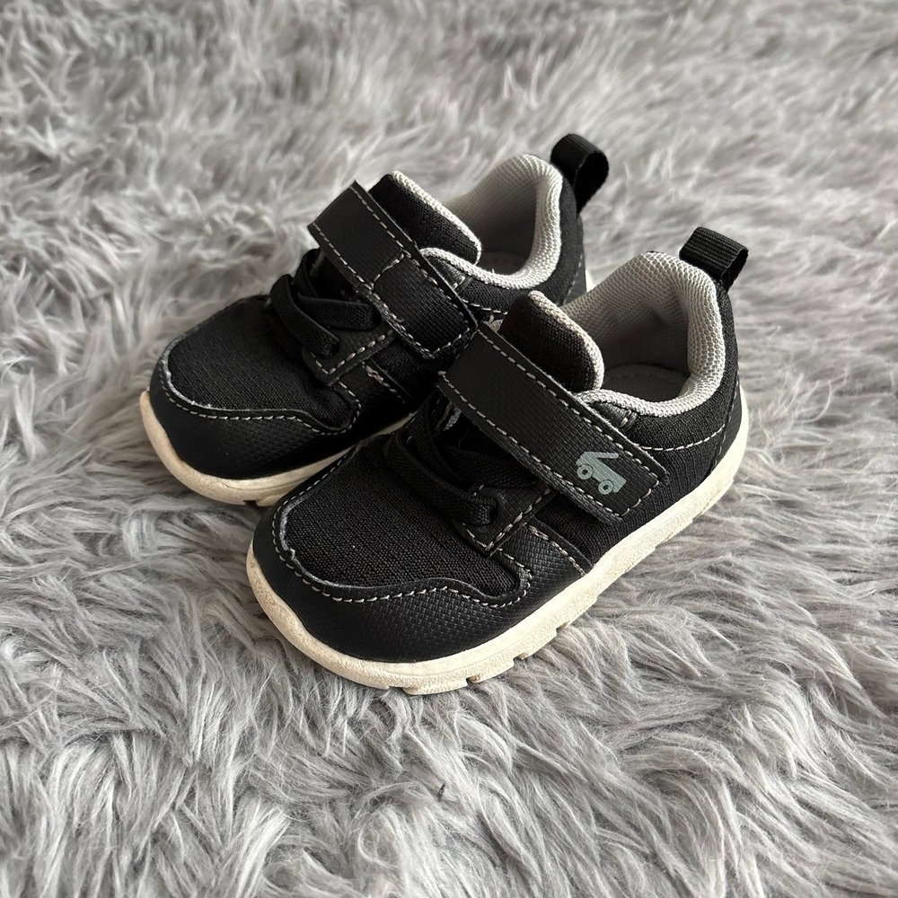 See Kai Run Black Velcro Sneakers Toddler 4c